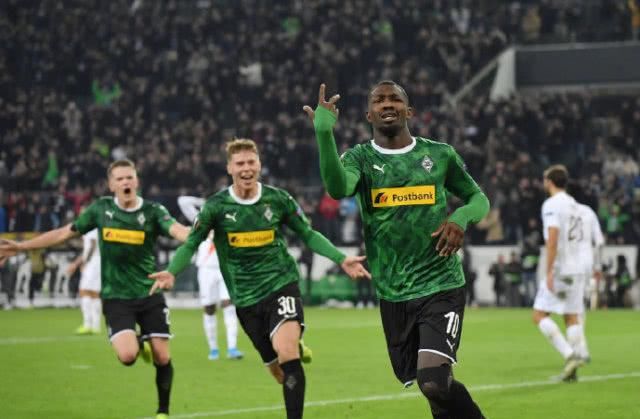 场表现不佳 场表现不佳