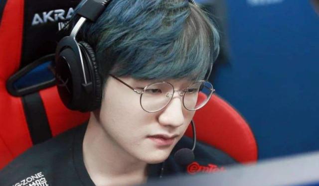 在多数法域 在多数法域